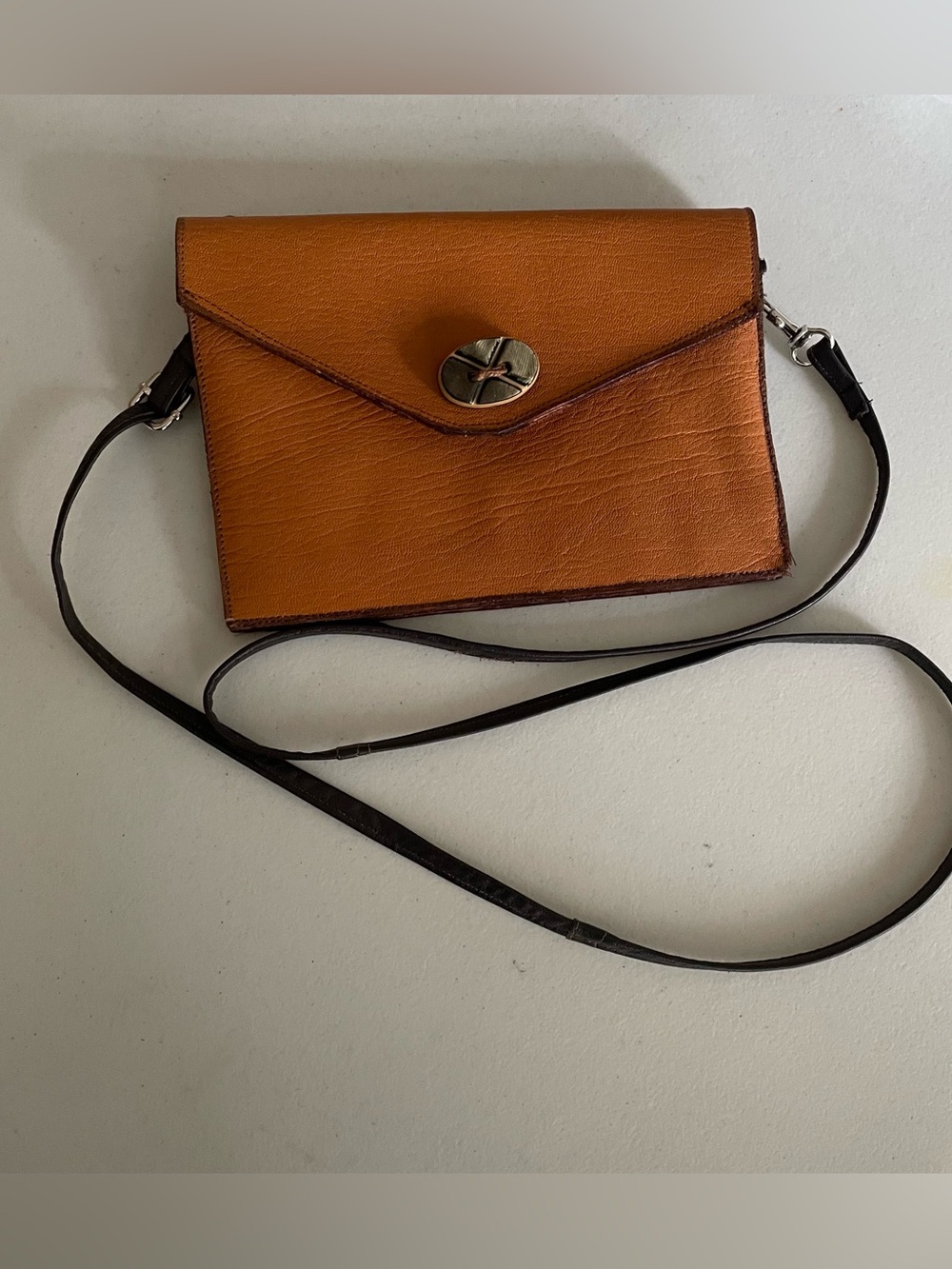Vintage Cognac Faux Leather Envelope Crossbody Clutch Purse Vegan - Picture 2 of 8